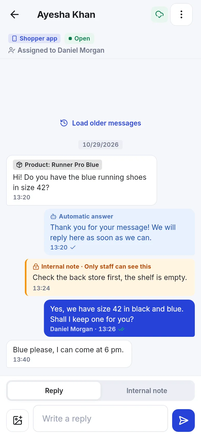 Staff view of a Shopper app chat with an automatic answer, an internal note and a reply